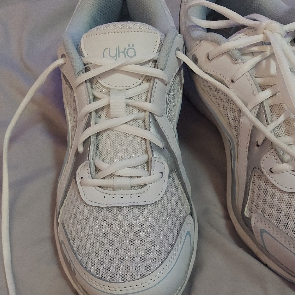 4/$12 Ryka  White Athletic Sneakers - Picture 10 of 10